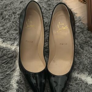 Never worn Christian Louboutin Kate heels
